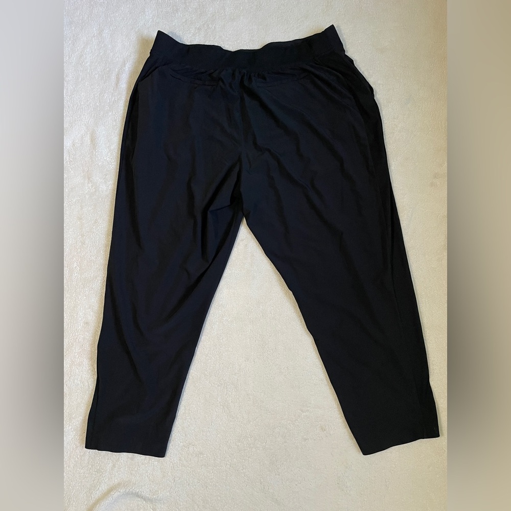 Athleta Black Brooklyn Mid Rise Pull On Ankle Pants Size 20 - Picture 7 of 11